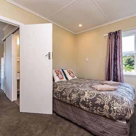 Waitangi Beach Bach 30B Exterior foto